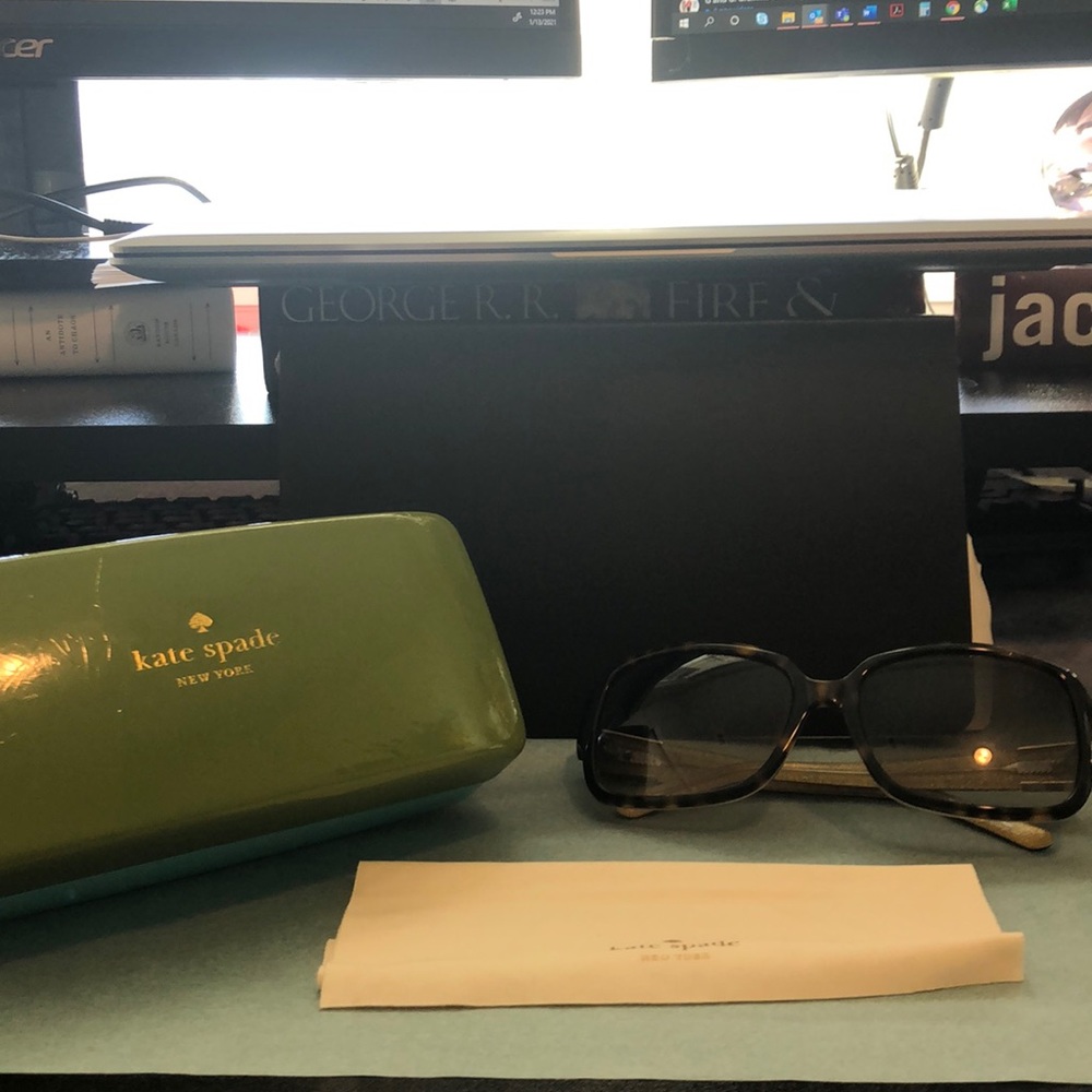 Kate Spade ♠️ Lulu Rectangular Sunglasses